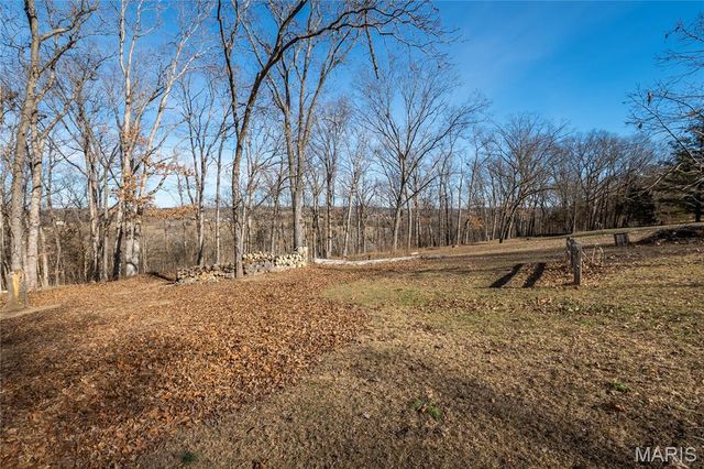 2131 Oakshire Farm, Unincorporated, MO 63084