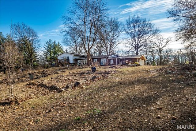 2131 Oakshire Farm, Unincorporated, MO 63084