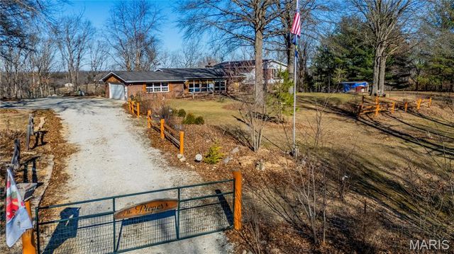 2131 Oakshire Farm, Unincorporated, MO 63084
