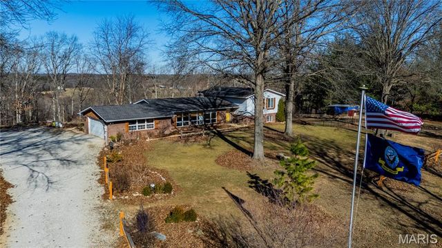 2131 Oakshire Farm, Unincorporated, MO 63084