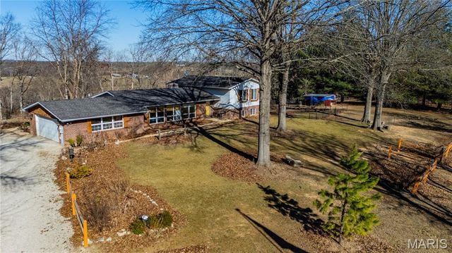 2131 Oakshire Farm, Unincorporated, MO 63084