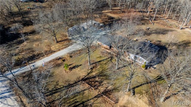 2131 Oakshire Farm, Unincorporated, MO 63084