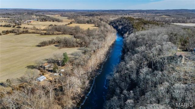 2131 Oakshire Farm, Unincorporated, MO 63084