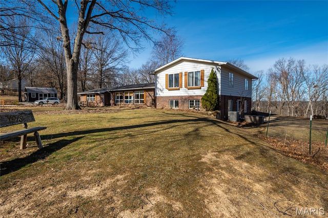 2131 Oakshire Farm, Unincorporated, MO 63084