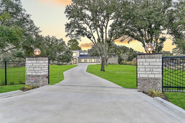 7627 Scott Avenue, Manvel, TX 77578