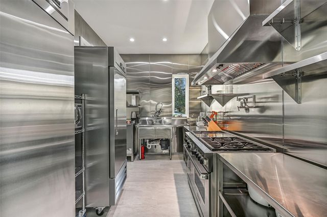 7627 Scott Avenue, Manvel, TX 77578