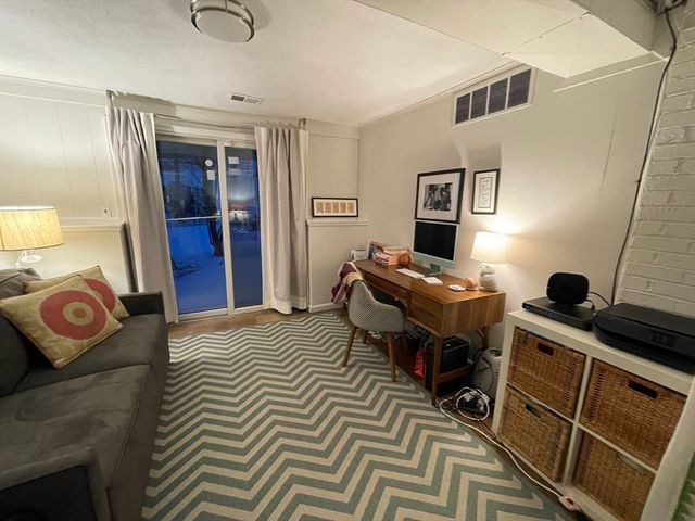 178 Beethoven Ave. -, Newton, MA 02468