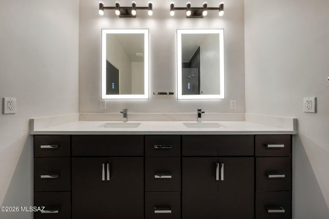 24 Camino Olympia, Rio Rico, AZ 85648