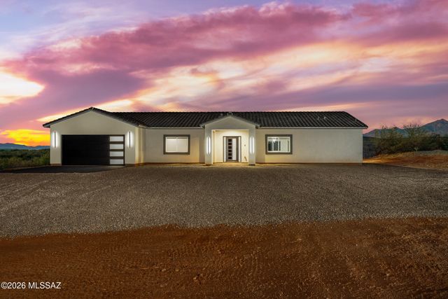 24 Camino Olympia, Rio Rico, AZ 85648