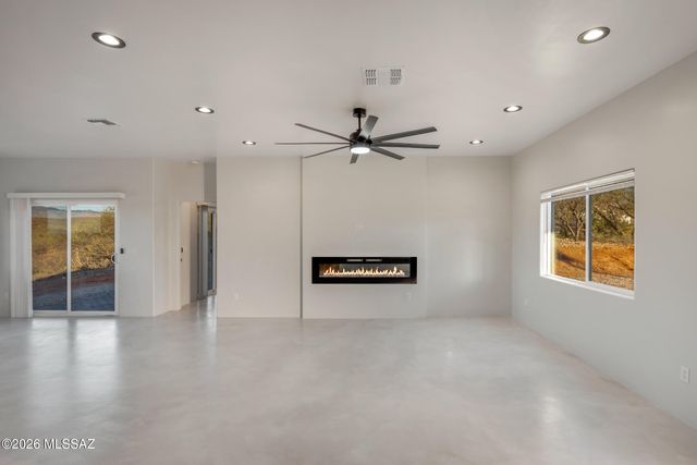 24 Camino Olympia, Rio Rico, AZ 85648