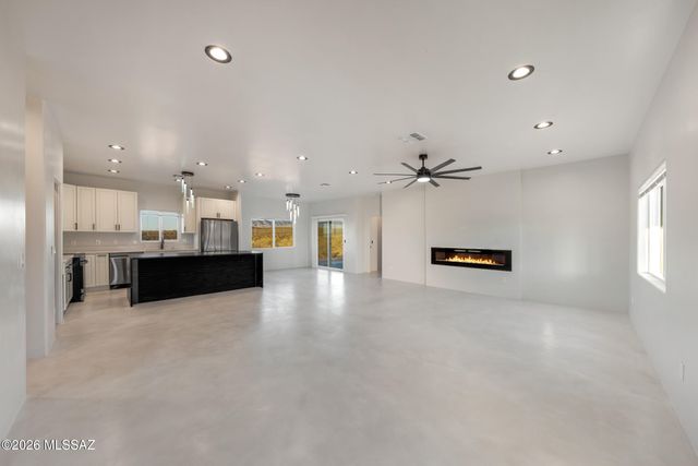 24 Camino Olympia, Rio Rico, AZ 85648