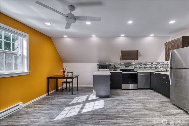 1427 McKenzie Way, Point Roberts, WA 98281