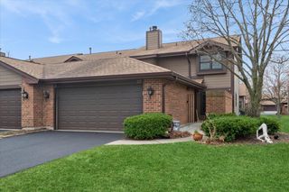 117 Prairie Drive, Westmont, IL 60559