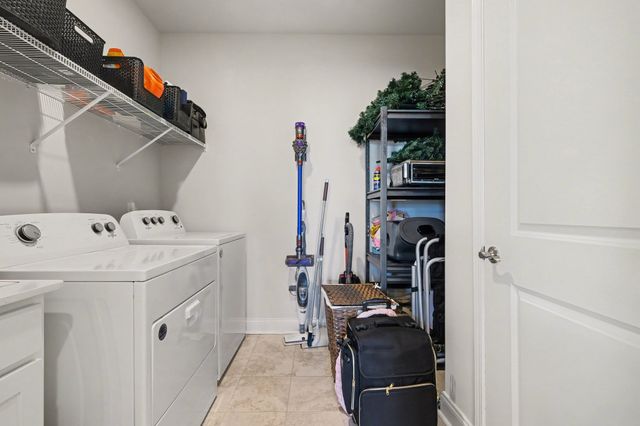 828 Goswell Dr Unit 102, Nolensville, TN 37135