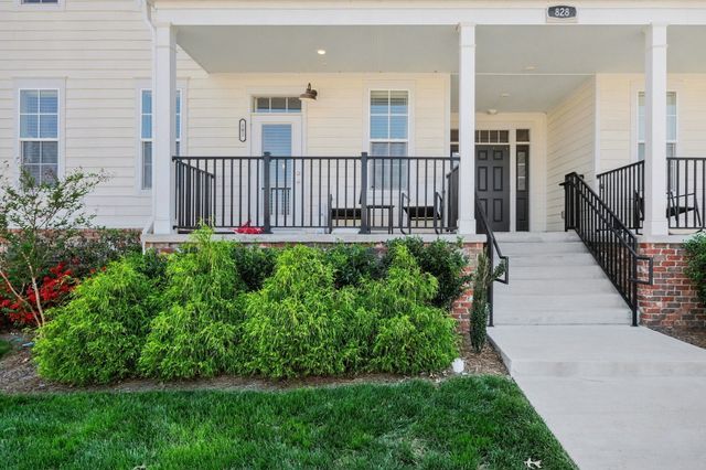 828 Goswell Dr Unit 102, Nolensville, TN 37135