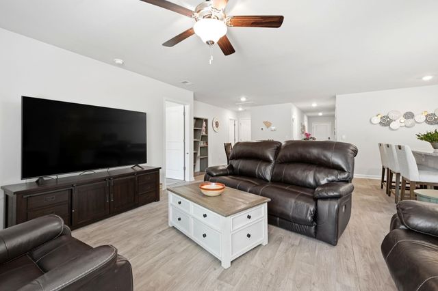 1004 Corn Husk Loop, Conway, SC 29527