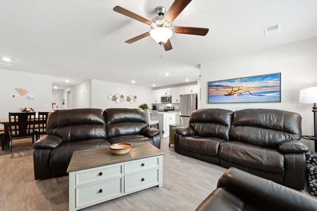 1004 Corn Husk Loop, Conway, SC 29527