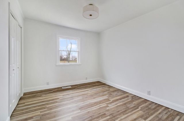 106 Dearman St, Smithville, TN 37166