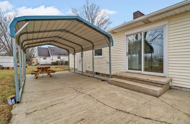 106 Dearman St, Smithville, TN 37166