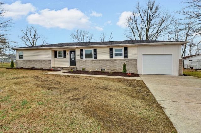 106 Dearman St, Smithville, TN 37166