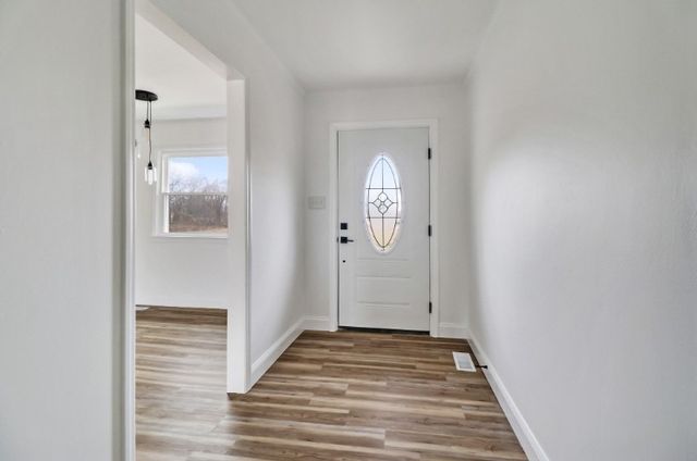 106 Dearman St, Smithville, TN 37166