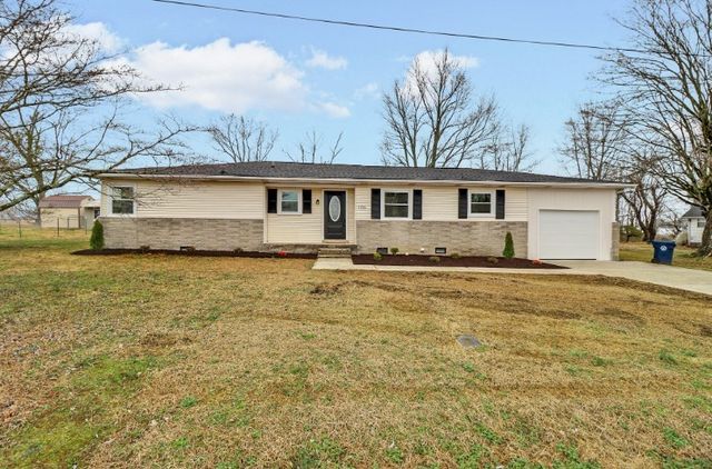 106 Dearman St, Smithville, TN 37166
