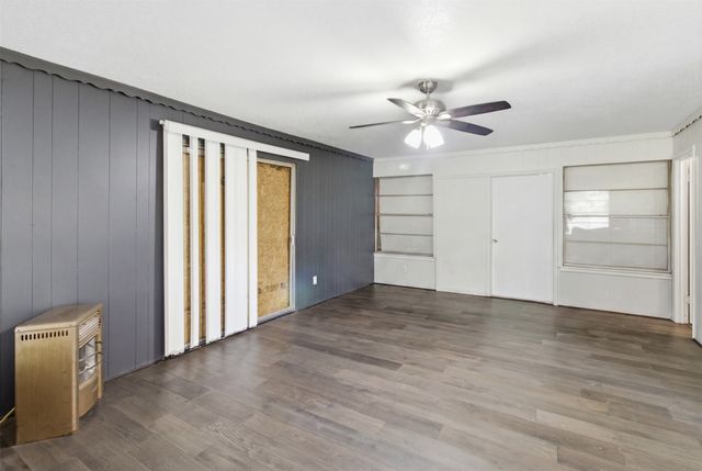 6632 Emhouse Street, Dallas, TX 75232