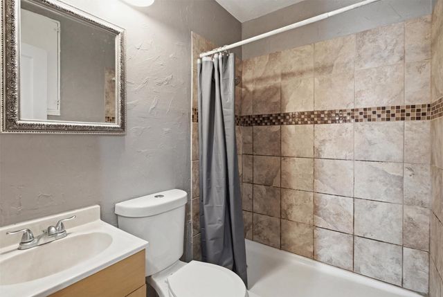 6632 Emhouse Street, Dallas, TX 75232