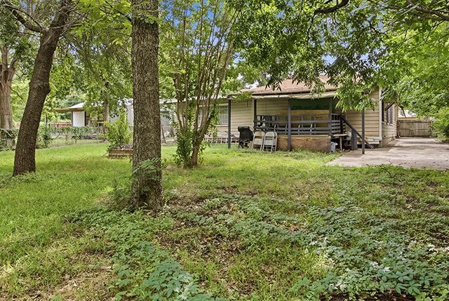 6632 Emhouse Street, Dallas, TX 75232
