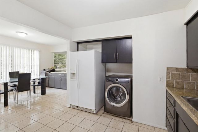 6632 Emhouse Street, Dallas, TX 75232