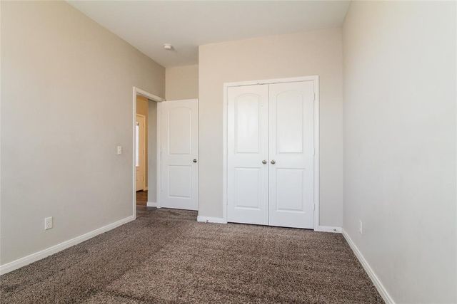 320 E Georgia, Mustang, OK 73064