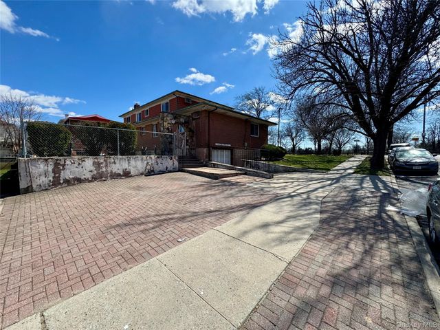 15035 116th Street, South Ozone Park, NY 11420