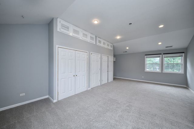 532 Ranch Road, Wheaton, IL 60187