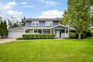 532 Ranch Road, Wheaton, IL 60187