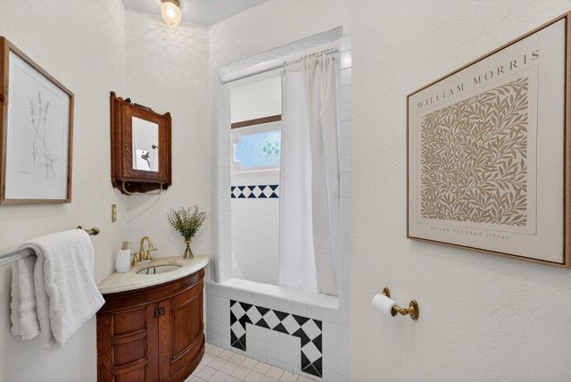 2030 Sparrow Valley Road, Aptos, CA 95003