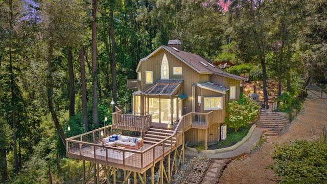 2030 Sparrow Valley Road, Aptos, CA 95003