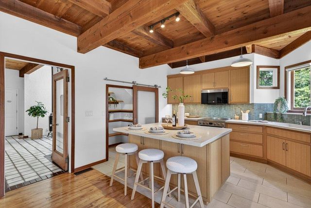 2030 Sparrow Valley Road, Aptos, CA 95003