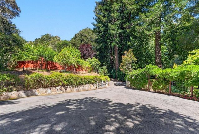 2030 Sparrow Valley Road, Aptos, CA 95003