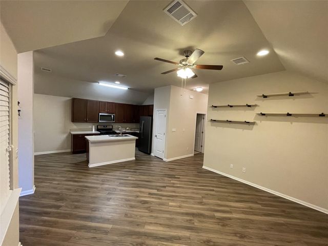 108 Lasino DR, Georgetown, TX 78626