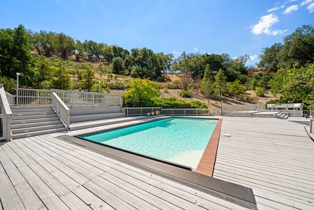 190 Silver Pine Lane, Danville, CA 94506