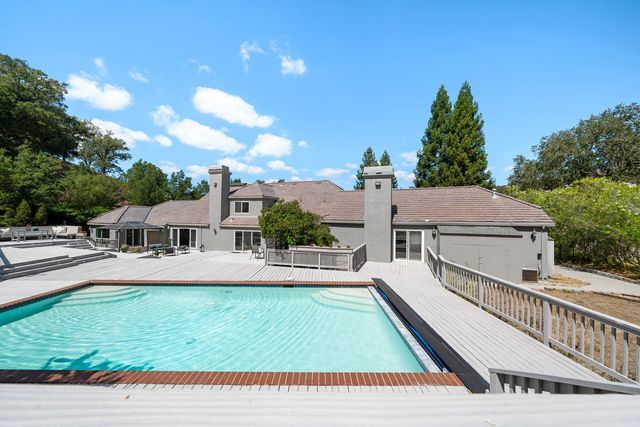 190 Silver Pine Lane, Danville, CA 94506