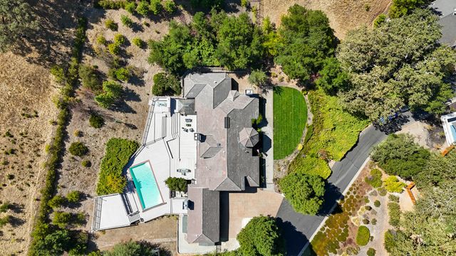 190 Silver Pine Lane, Danville, CA 94506