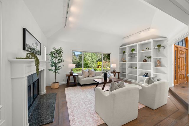 190 Silver Pine Lane, Danville, CA 94506