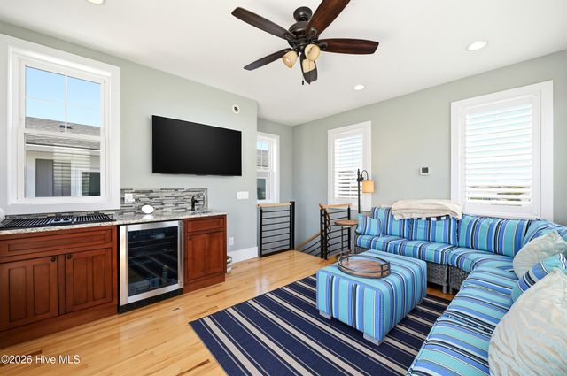 302 Alabama Avenue Unit 2, Carolina Beach, NC 28428
