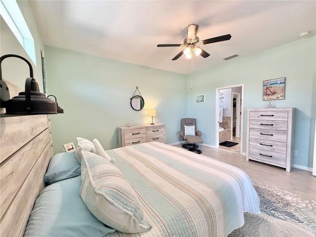 408 DELWOOD BRECK STREET, Ruskin, FL 33570