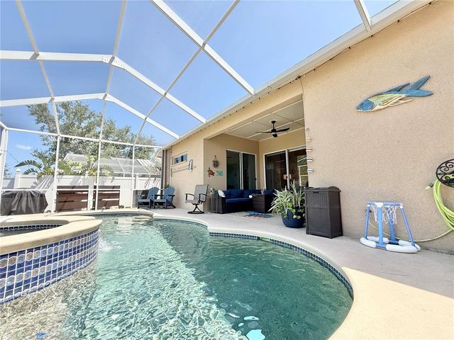 408 DELWOOD BRECK STREET, Ruskin, FL 33570