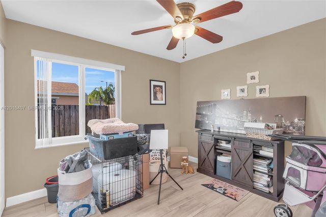 8266 NW 192nd Ter, Hialeah, FL 33015
