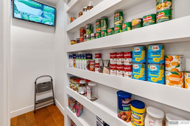 3432 N 206th Street, Omaha, NE 68022