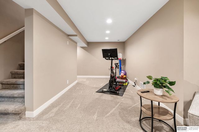 3432 N 206th Street, Omaha, NE 68022