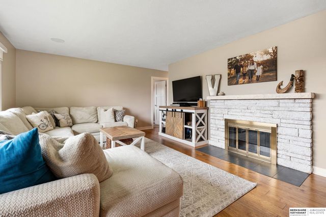 3432 N 206th Street, Omaha, NE 68022